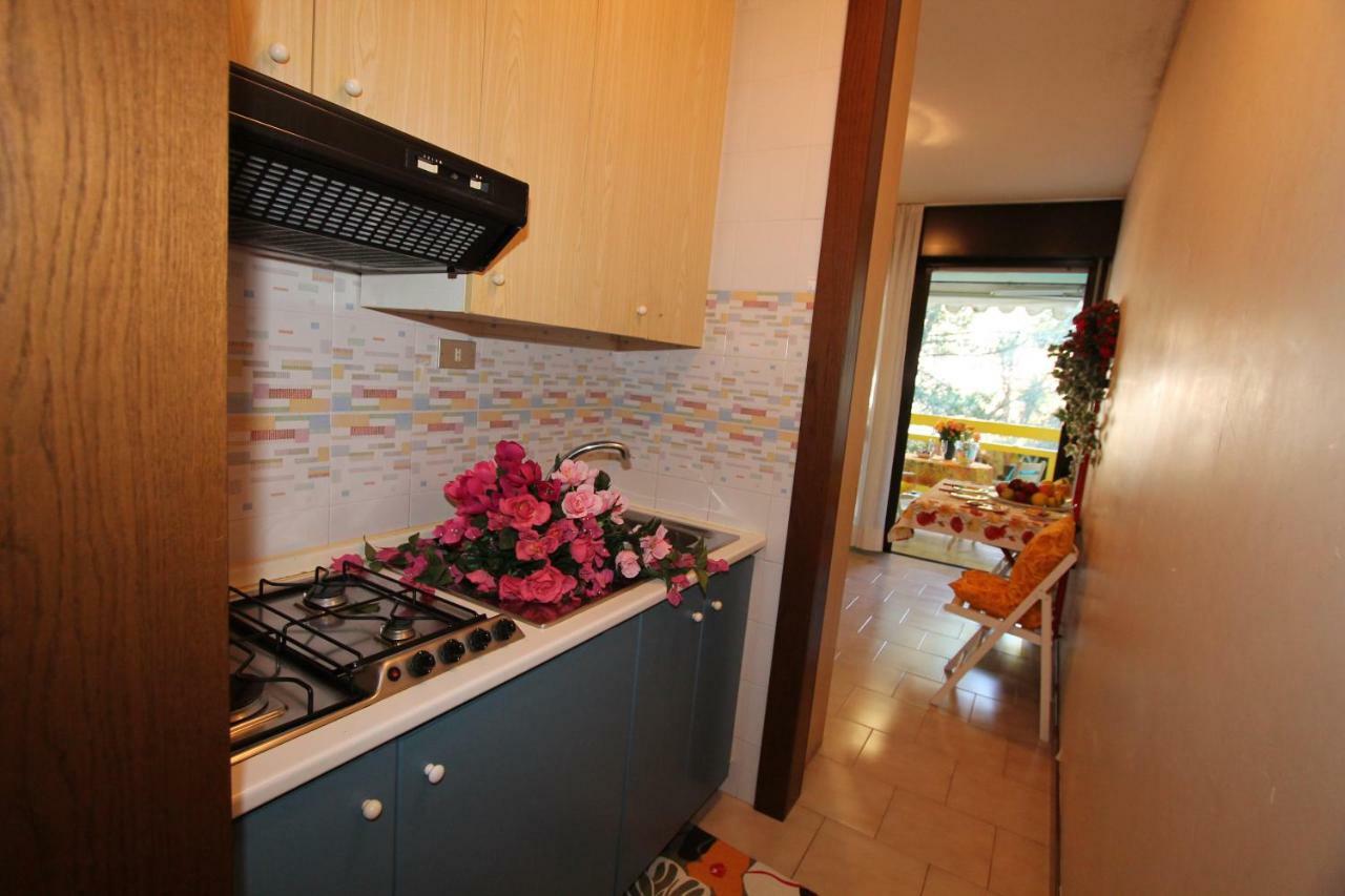 Complesso Solarium Apartamento Bibione Exterior foto