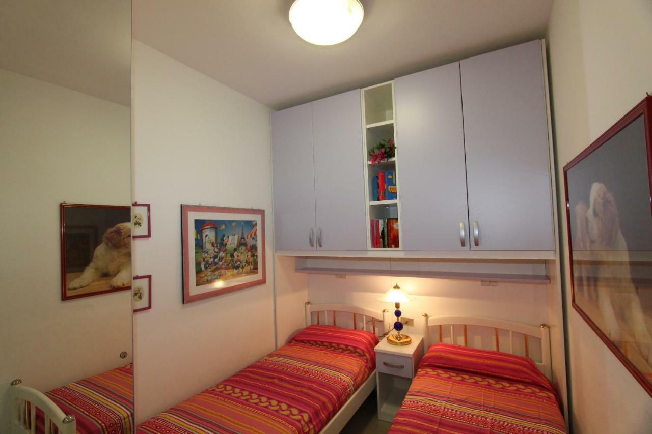 Complesso Solarium Apartamento Bibione Exterior foto