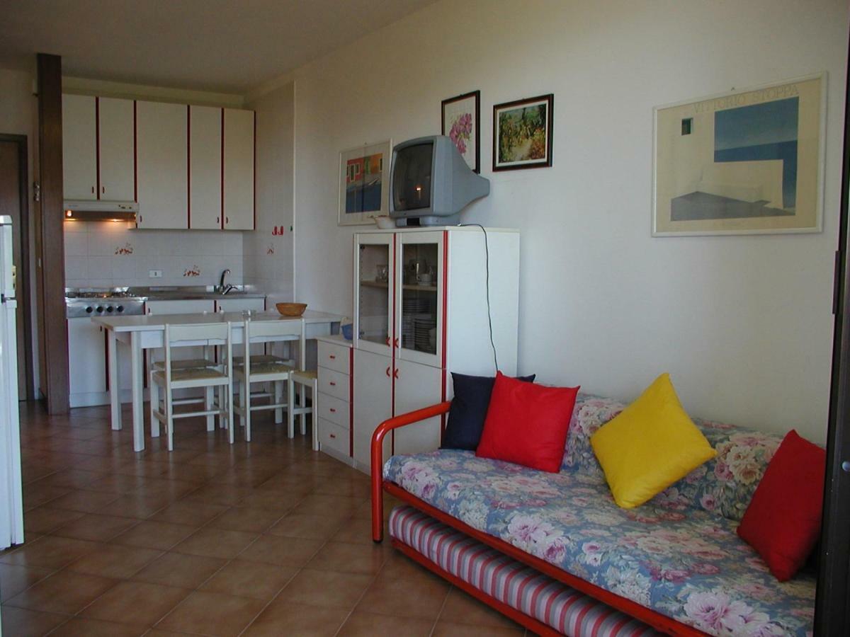 Complesso Solarium Apartamento Bibione Exterior foto