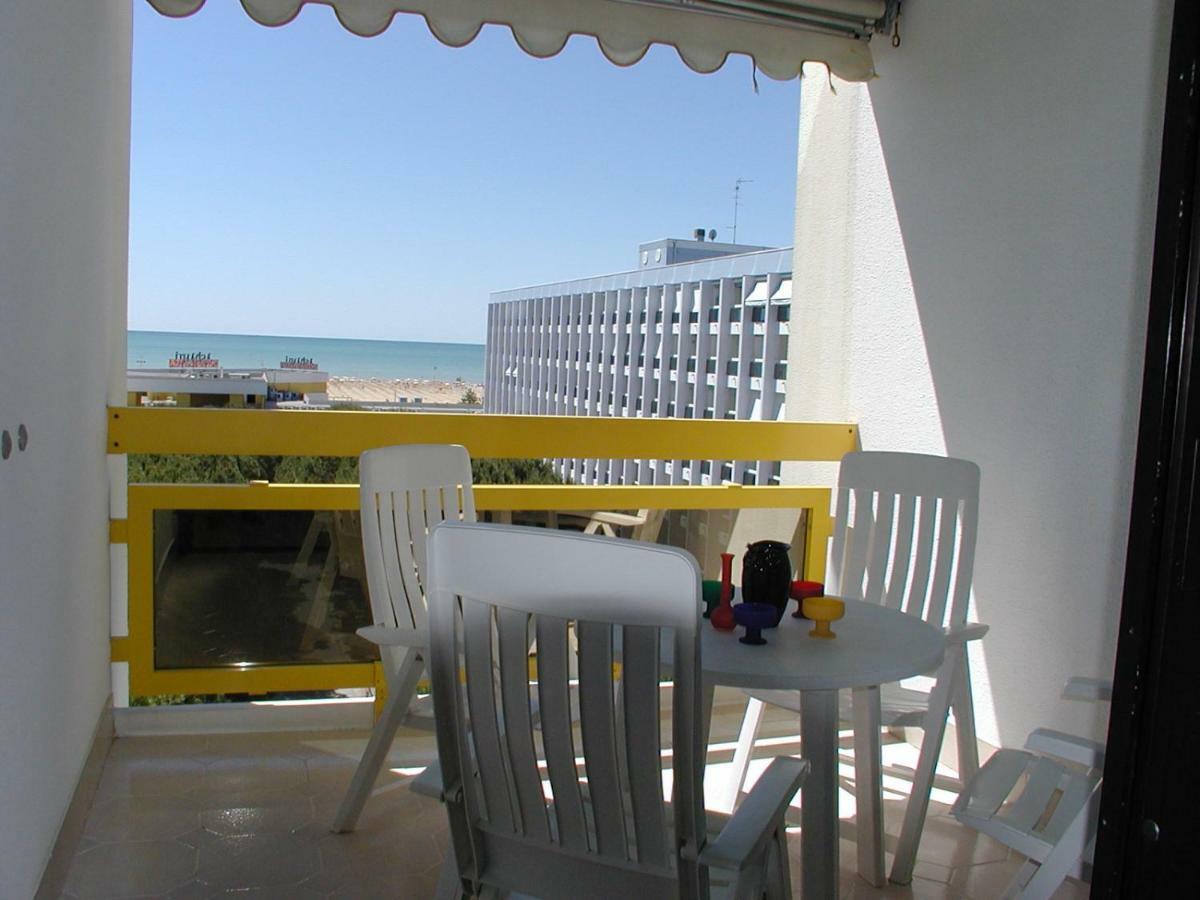 Complesso Solarium Apartamento Bibione Exterior foto