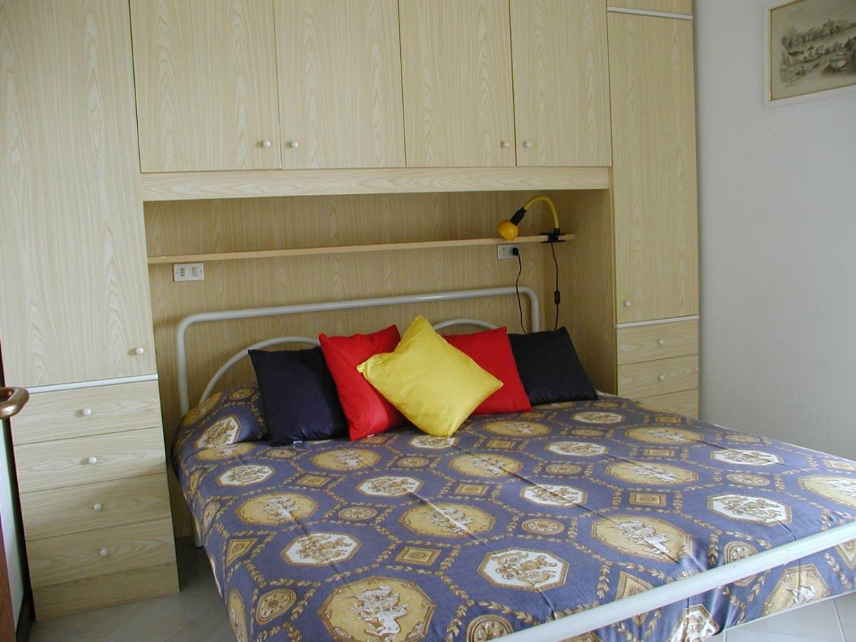 Complesso Solarium Apartamento Bibione Exterior foto